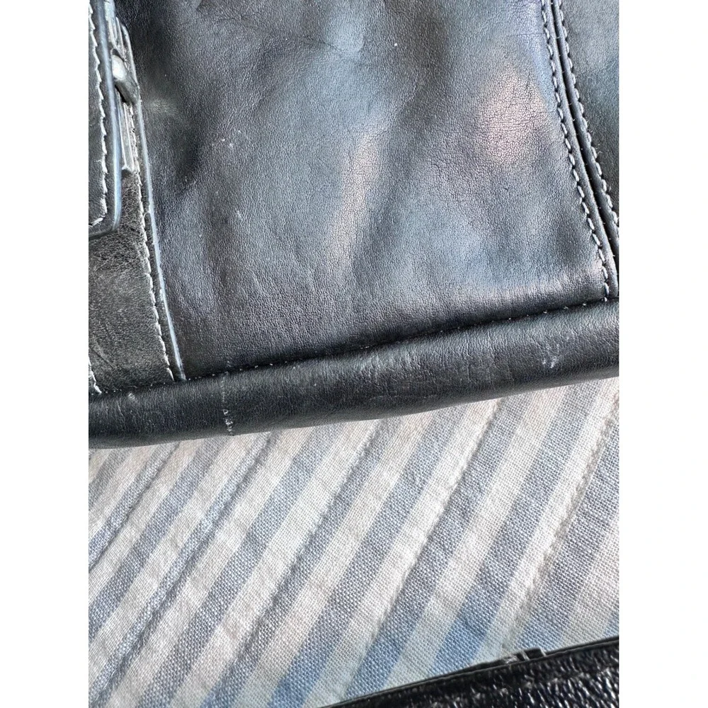 Samsonite‎ Black Leather Messenger Bag Laptop Briefcase Flap Over Crossbody